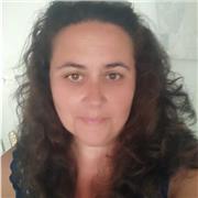 Educadora infantil, imparto todas las materias de primaria. En secundaria materias de ciencias, artes y lenguas.